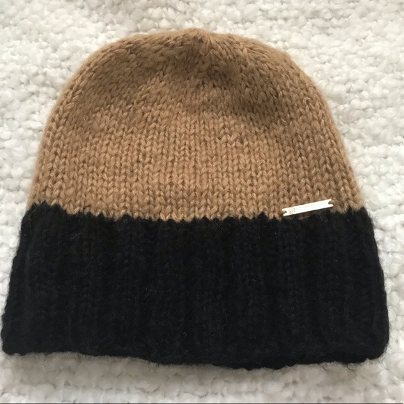Michael kors beanie - Picture 1 of 3